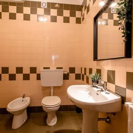 Apartman Vicino Al Centro - Casa Con Balcone E Free Parking Riccione