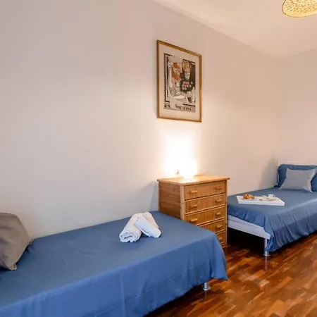 Apartman Vicino Al Centro - Casa Con Balcone E Free Parking Riccione